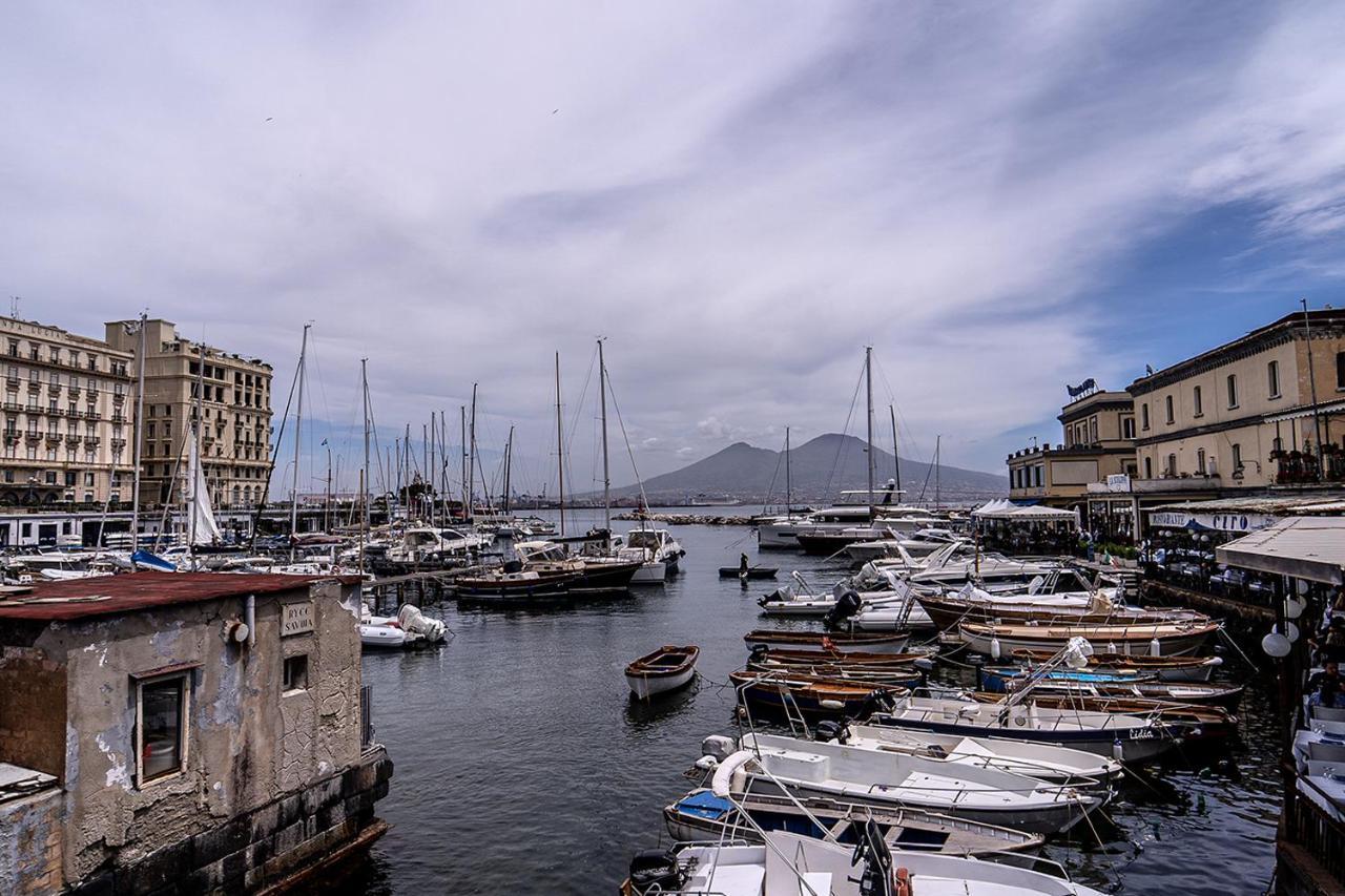 Royal House Napoli Centro, By Clapa Group Hotel Exterior photo