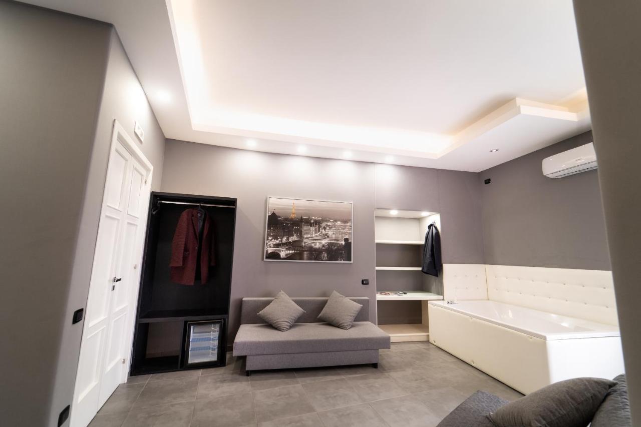 Royal House Napoli Centro, By Clapa Group Hotel Exterior photo