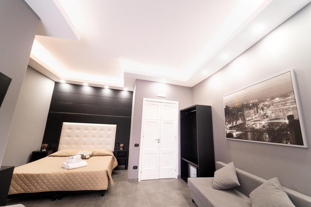 Royal House Napoli Centro, By Clapa Group Hotel Exterior photo